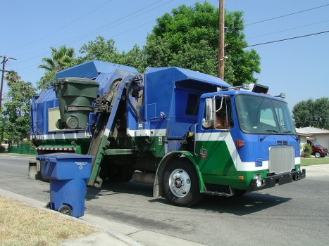 Local demolition waste removal service in Clapham